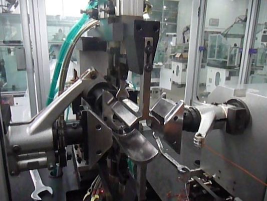 Armature Winder Rotor Winding Machine Dua Flier Slotted Commutator PMDC Motor pemasok