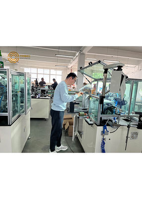 Komutator konvensional Coil Armature Dual Flyer Winding Machine Untuk Motor Arus Langsung Magnetik Permanen pemasok